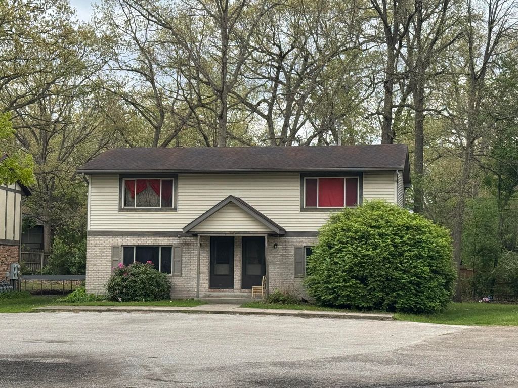 Photo of 335, 375, 415 8th Avenue NW, DeMotte, IN 46310 (MLS # 838712)