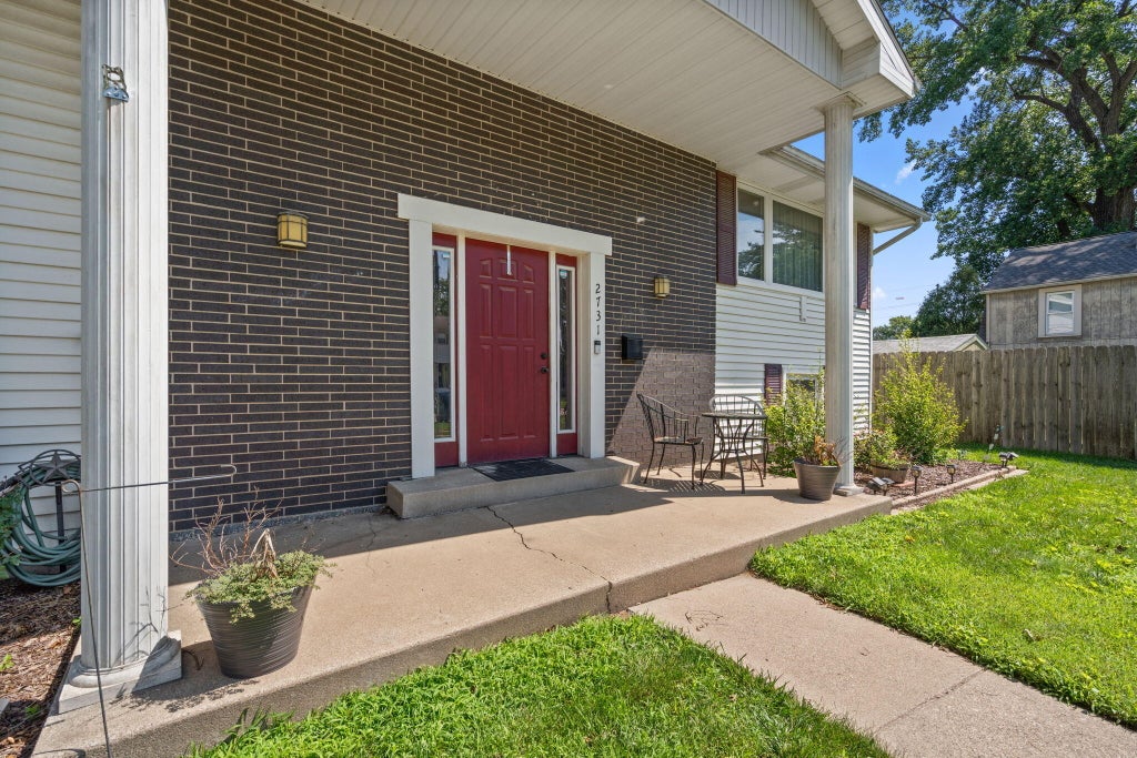 Photo of 2731 40th Place, Highland, IN 46322 (MLS # 841847)