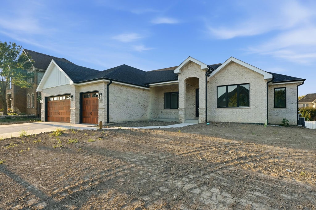 Photo of 87 Primrose Drive, Dyer, IN 46311 (MLS # 845134)