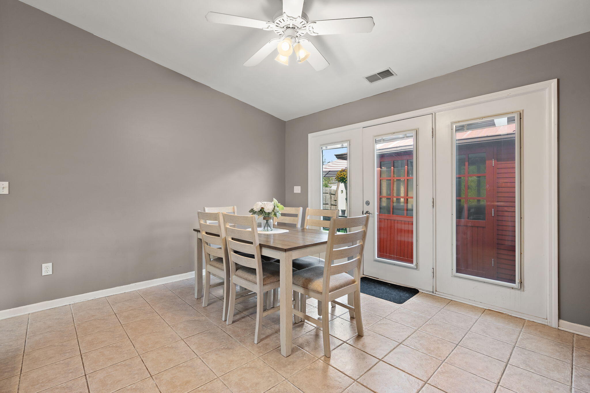 Crown Point, Indiana 46307, United States, 2 Bedrooms Bedrooms, ,2 BathroomsBathrooms,Residential,Active,223562