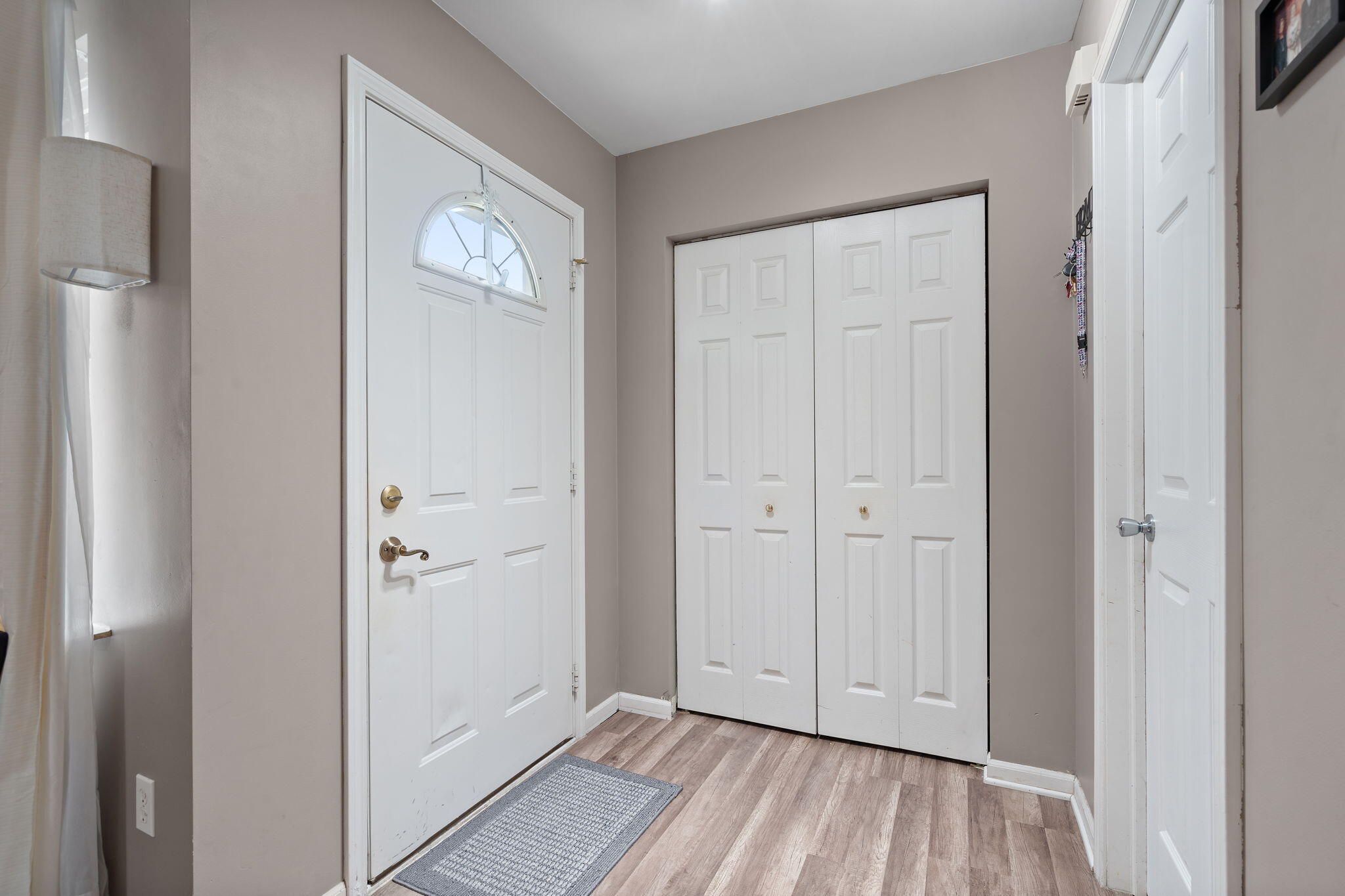 Crown Point, Indiana 46307, United States, 2 Bedrooms Bedrooms, ,2 BathroomsBathrooms,Residential,Active,223562