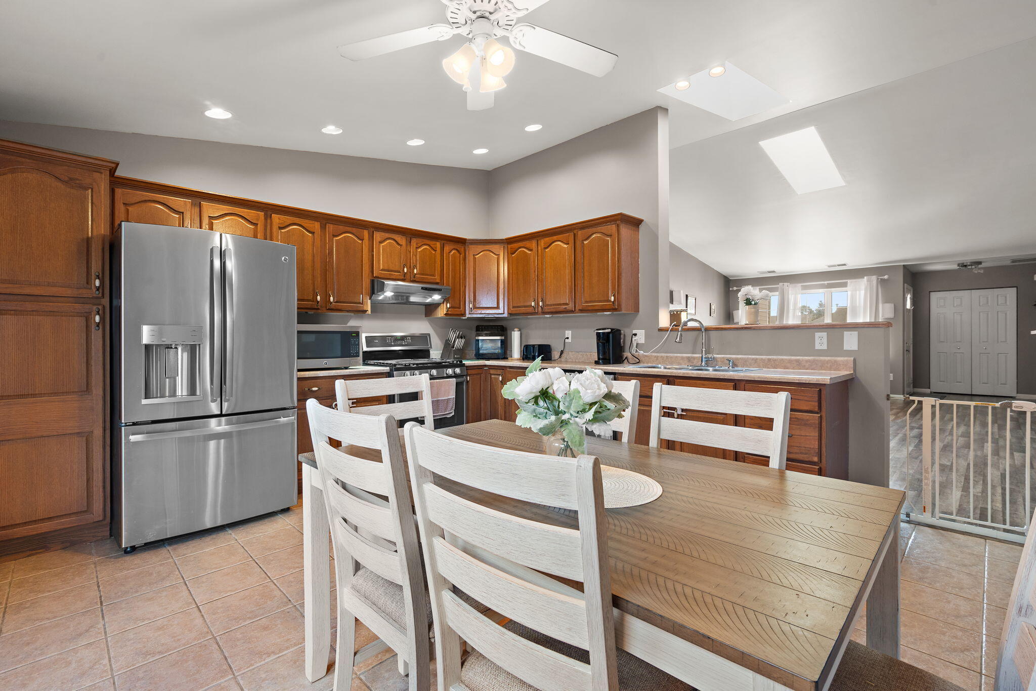 Crown Point, Indiana 46307, United States, 2 Bedrooms Bedrooms, ,2 BathroomsBathrooms,Residential,Active,223562