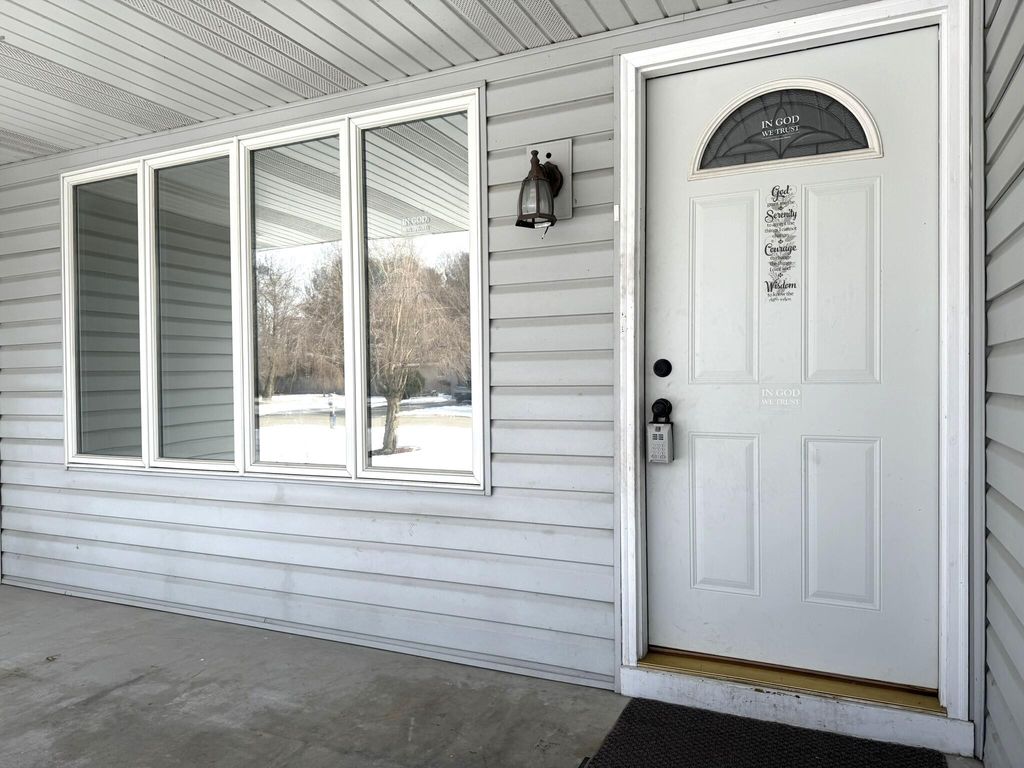 Photo of 9103 Estates Drive, DeMotte, IN 46310 (MLS # 833826)