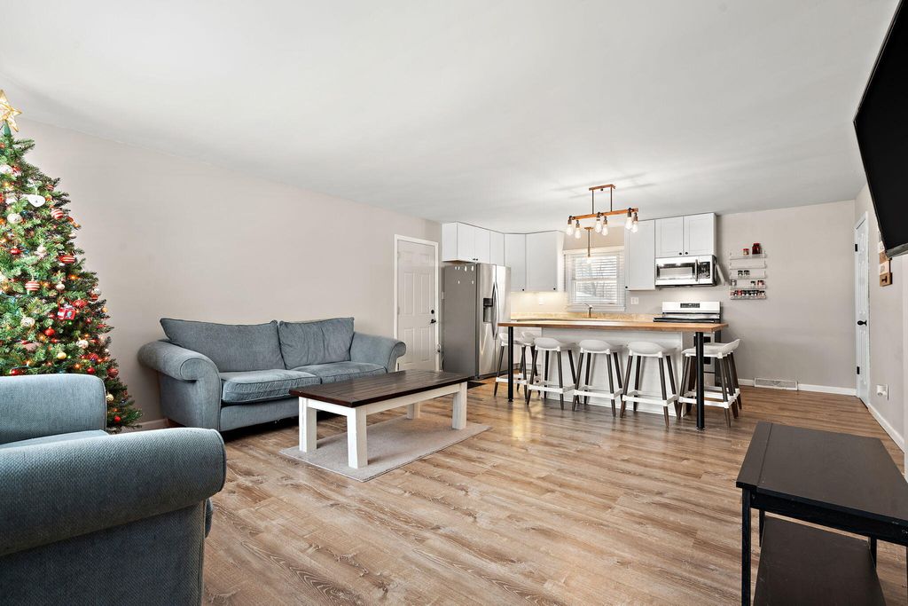 Photo of 2331 Venus Street, Portage, IN 46368 (MLS # 832274)