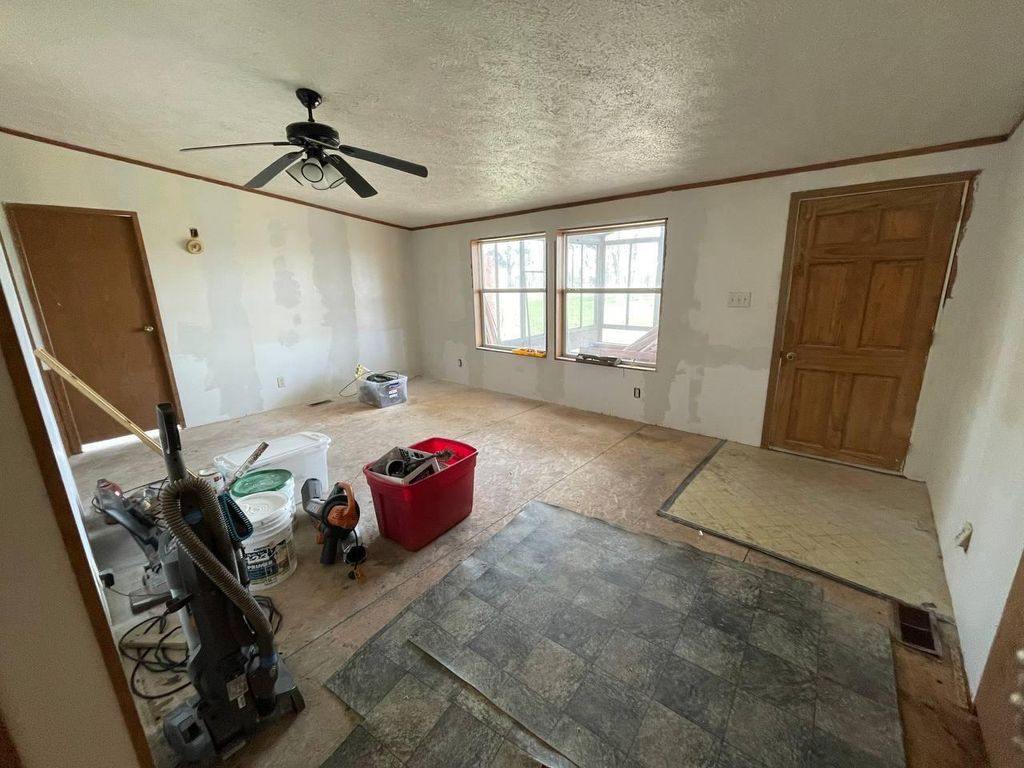 Photo of 8707 W 800 N, Huntington, IN 46750 (MLS # 835661)