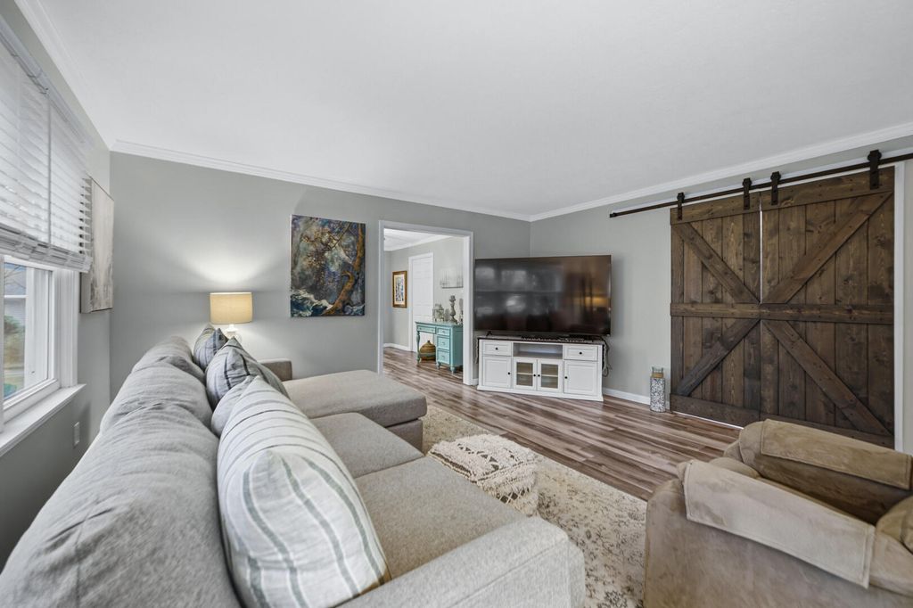 Photo of 2992 N Tiffany Drive, La Porte, IN 46350 (MLS # 835436)