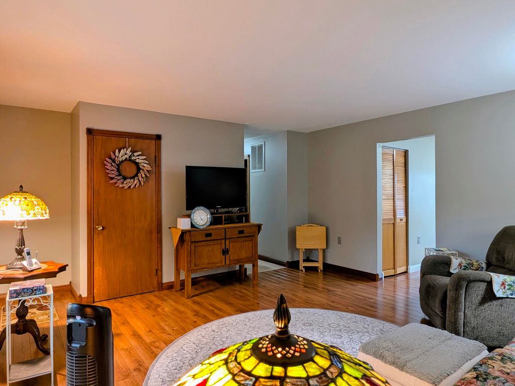 Photo of 775 Eagle Creek Road, Valparaiso, IN 46385 (MLS # 835879)