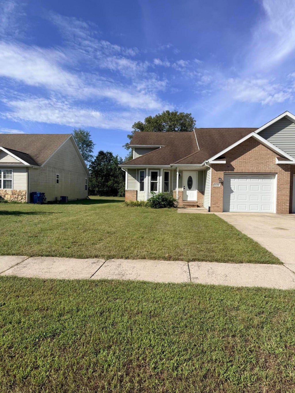Photo of 1630 Daisy Street SE, DeMotte, IN 46310 (MLS # 845748)