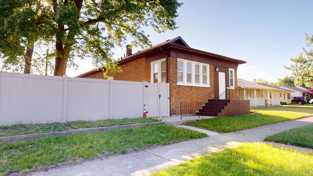 Photo of 6832 Waveland Avenue, Hammond, IN 46323 (MLS # 838100)