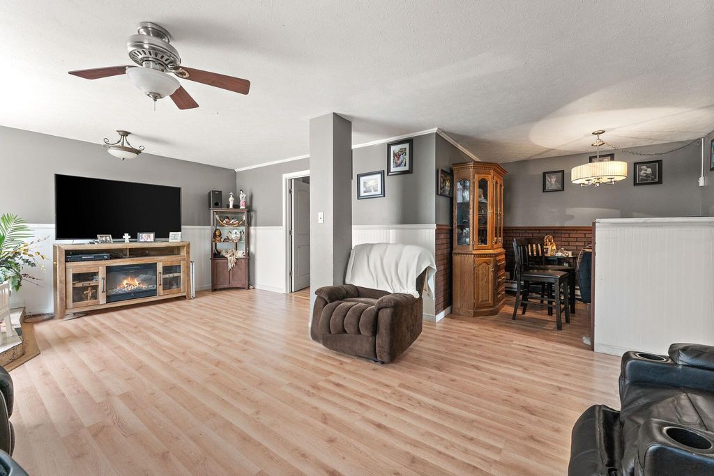 Photo of 1330 Orchid Street SE, DeMotte, IN 46310 (MLS # 839459)