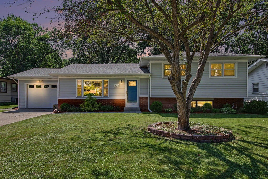 Photo of 422 S Jackson Boulevard, Chesterton, IN 46304 (MLS # 841905)