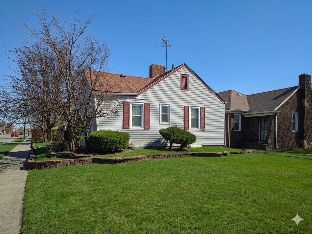 Photo of 2225 W 4th Avenue, Gary, IN 46404 (MLS # 836588)