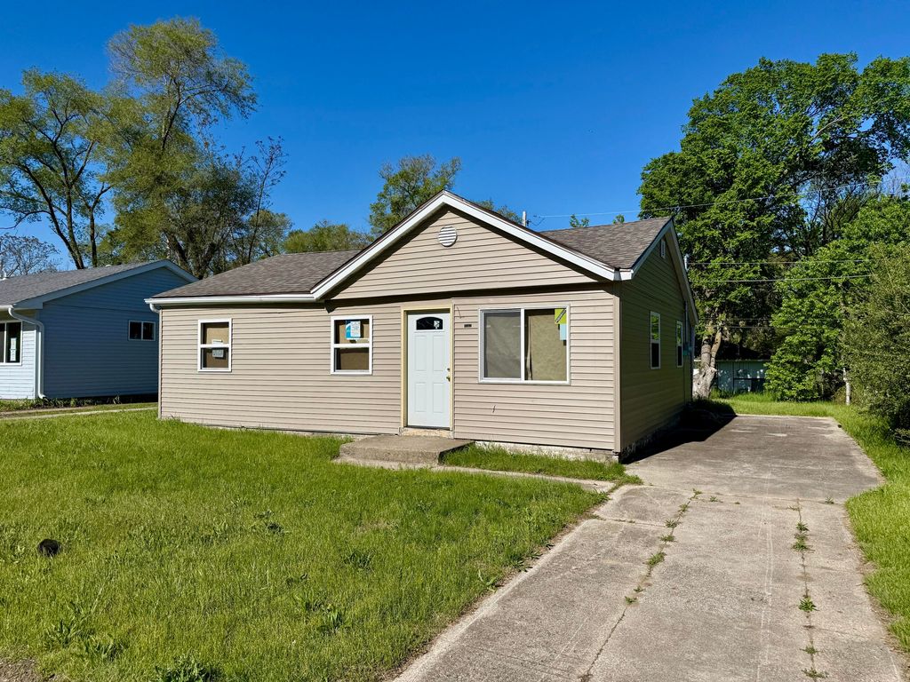 Photo of 1142 Gibson Place, Gary, IN 46403 (MLS # 839126)