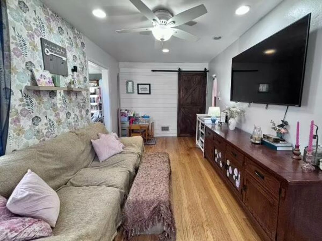 Photo of 2152 Crisman Road, Portage, IN 46368 (MLS # 836055)