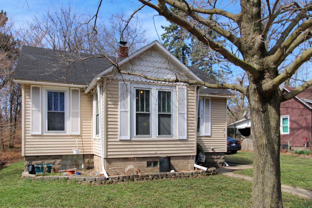 Photo of 2152 Crisman Road, Portage, IN 46368 (MLS # 836055)