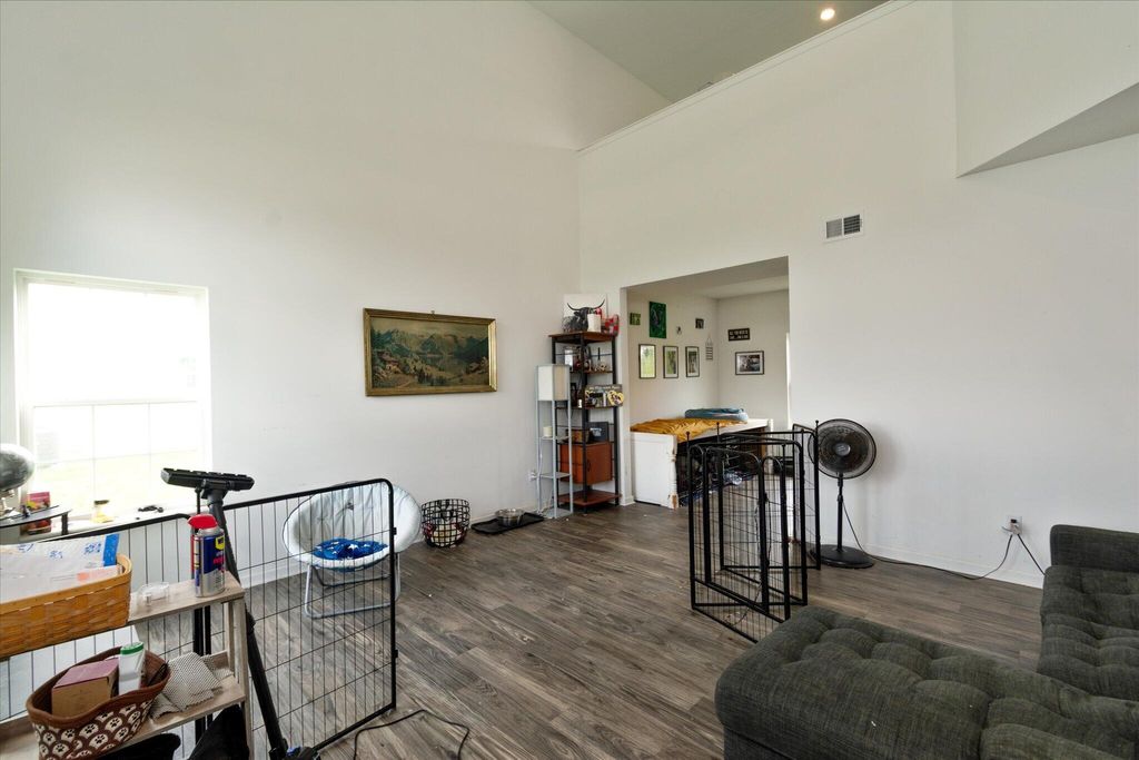 Photo of 1555 N Creekwater Pass, Greenfield, IN 46140 (MLS # 838402)