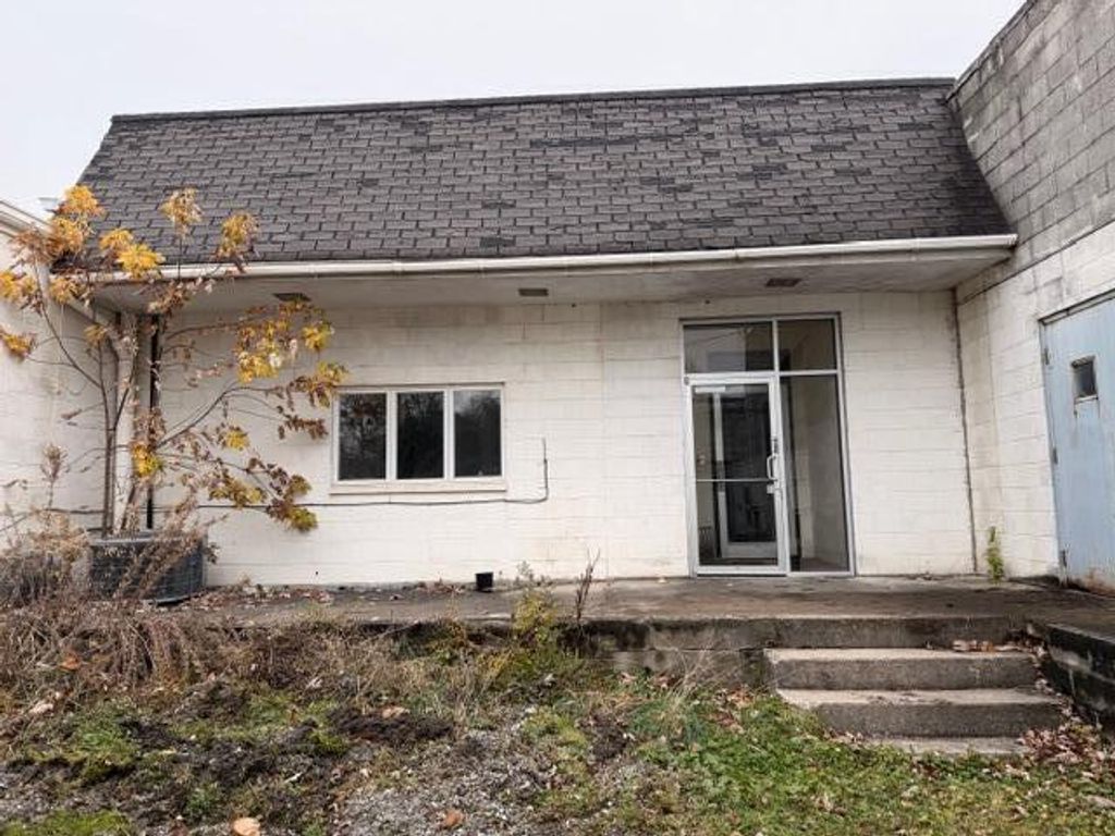 Photo of 109-111 Mill Street, Lowell, IN 46356 (MLS # 831688)