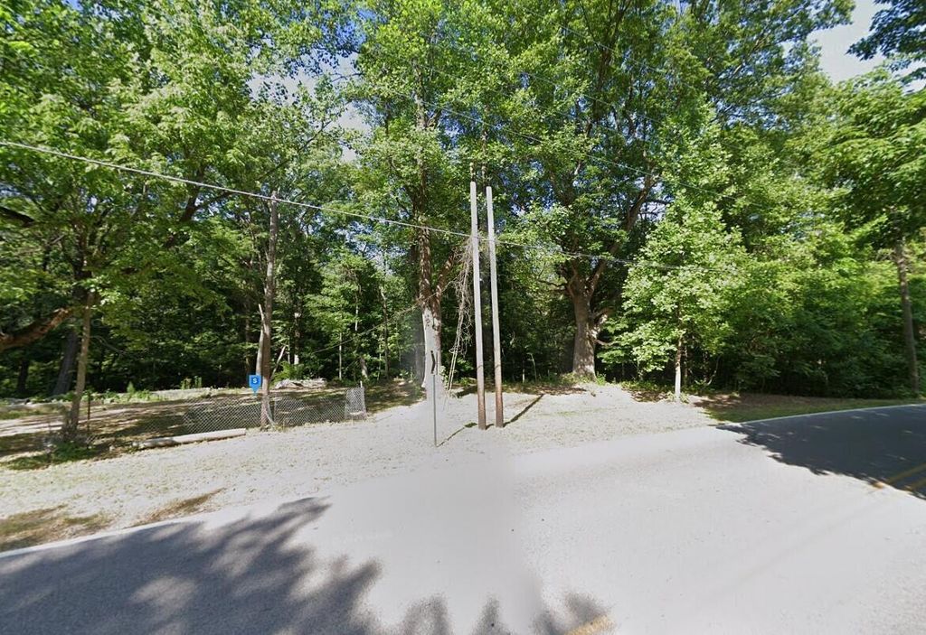 Photo of 3625 Old Paris Road, West Terre Haute, IN 47885 (MLS # 832303)