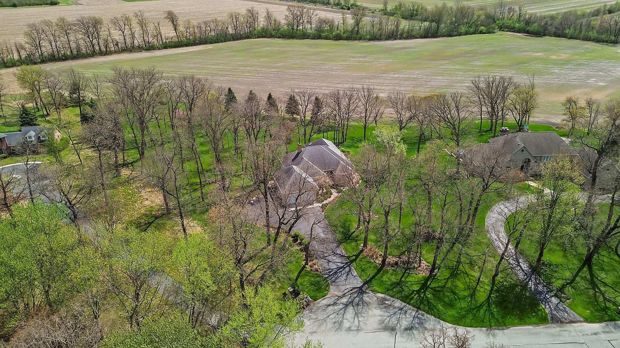 6664 Ridgeview Drive