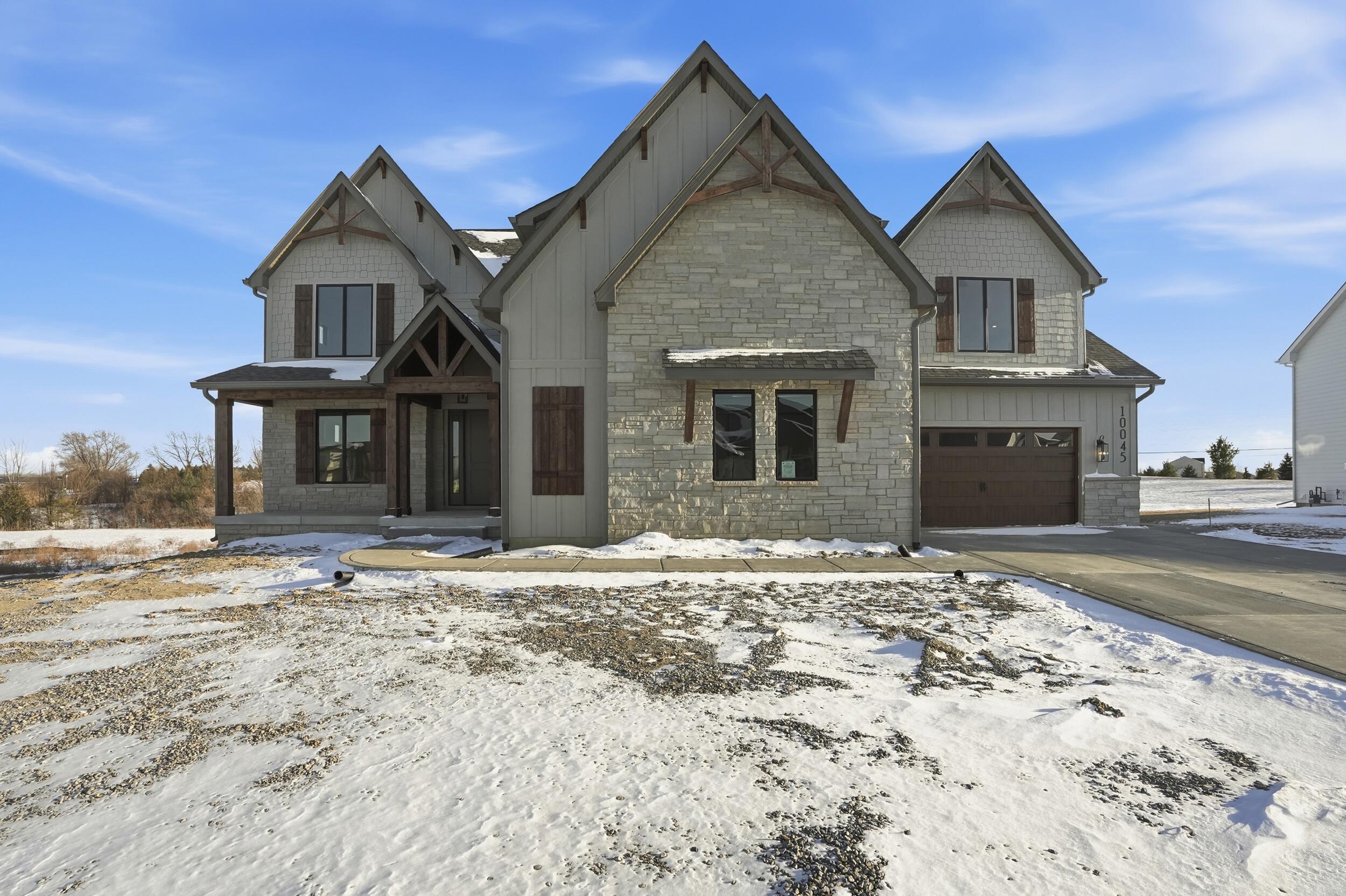 10045 Switch Grass Lane