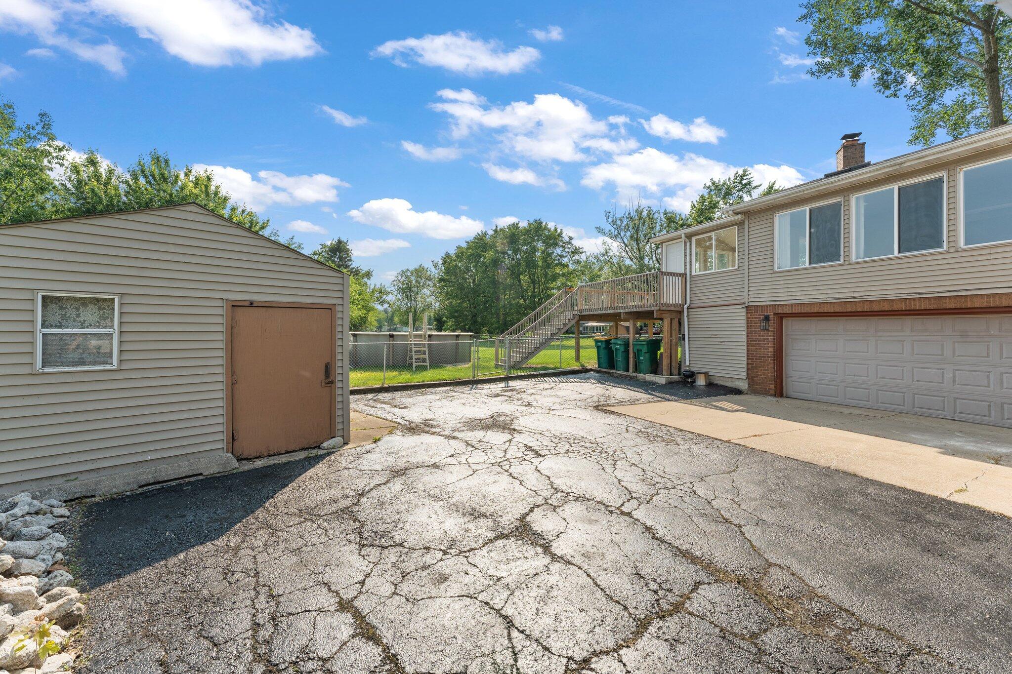 Crown Point, Indiana 46307, United States, 3 Bedrooms Bedrooms, ,2 BathroomsBathrooms,Residential,Active,150781