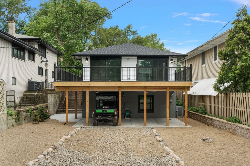 Photo of 1133 Putnam Street, Gary, IN 46403 (MLS # 835962)