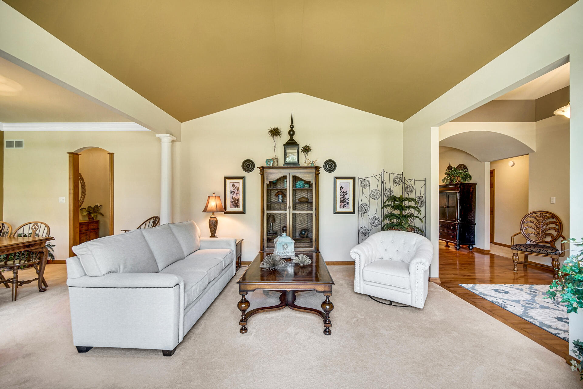 1235 Greenview Place