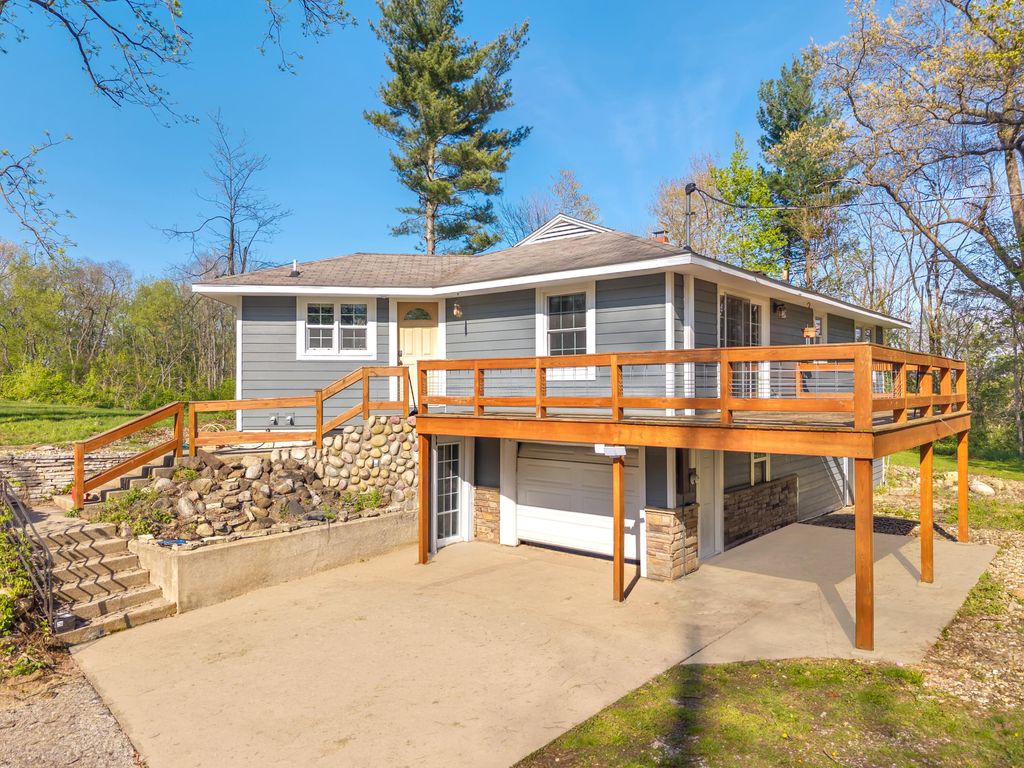 Photo of 827 W Springville Road, La Porte, IN 46350 (MLS # 838031)