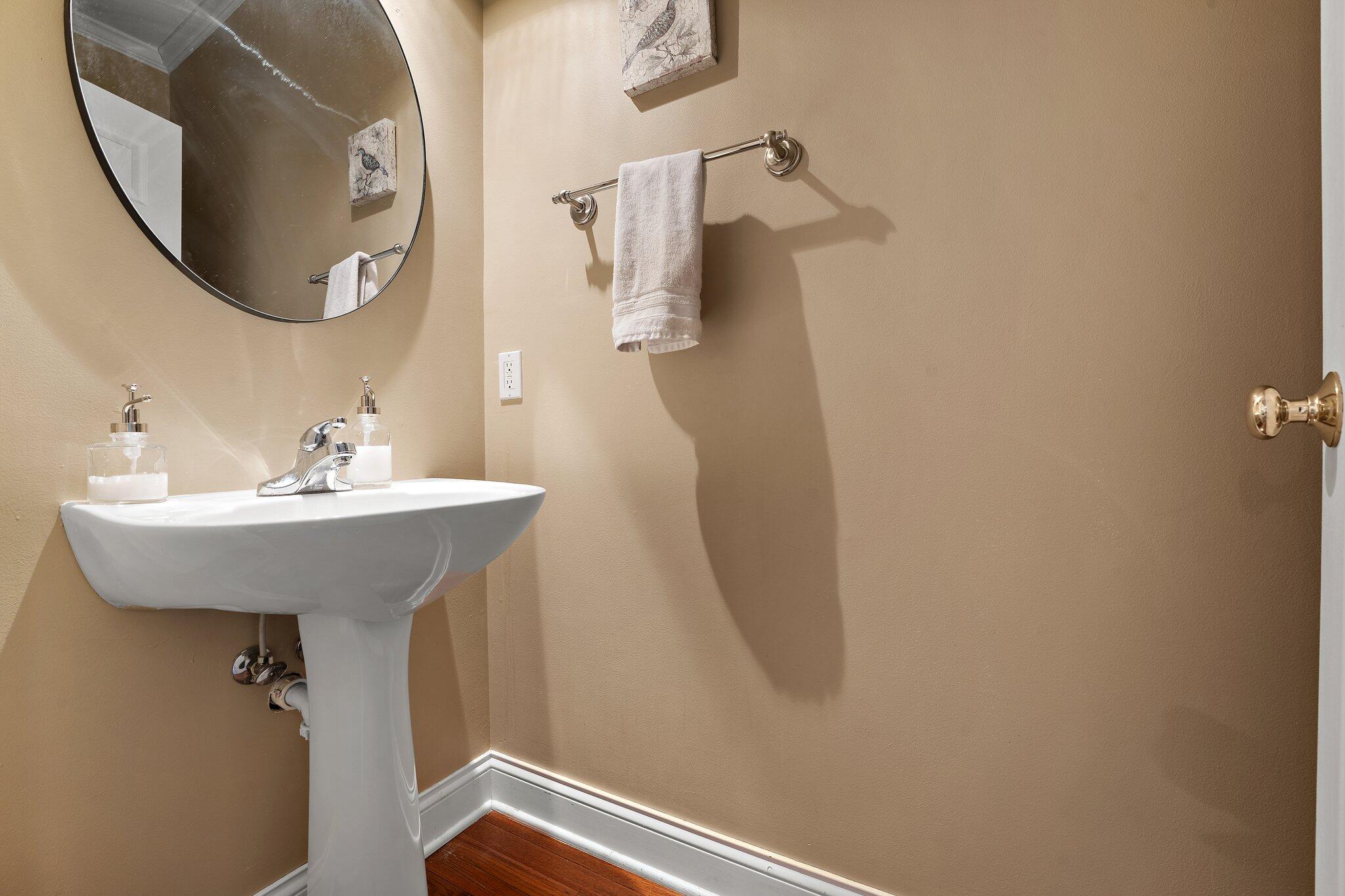 Valparaiso, Indiana 46383, United States, 3 Bedrooms Bedrooms, ,3 BathroomsBathrooms,Residential,Pending,105719