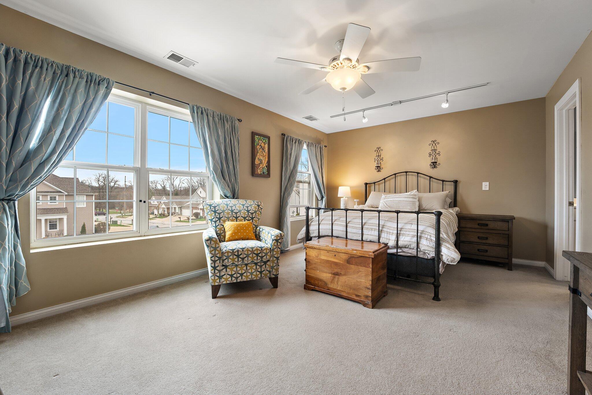 Valparaiso, Indiana 46383, United States, 3 Bedrooms Bedrooms, ,3 BathroomsBathrooms,Residential,Pending,105719