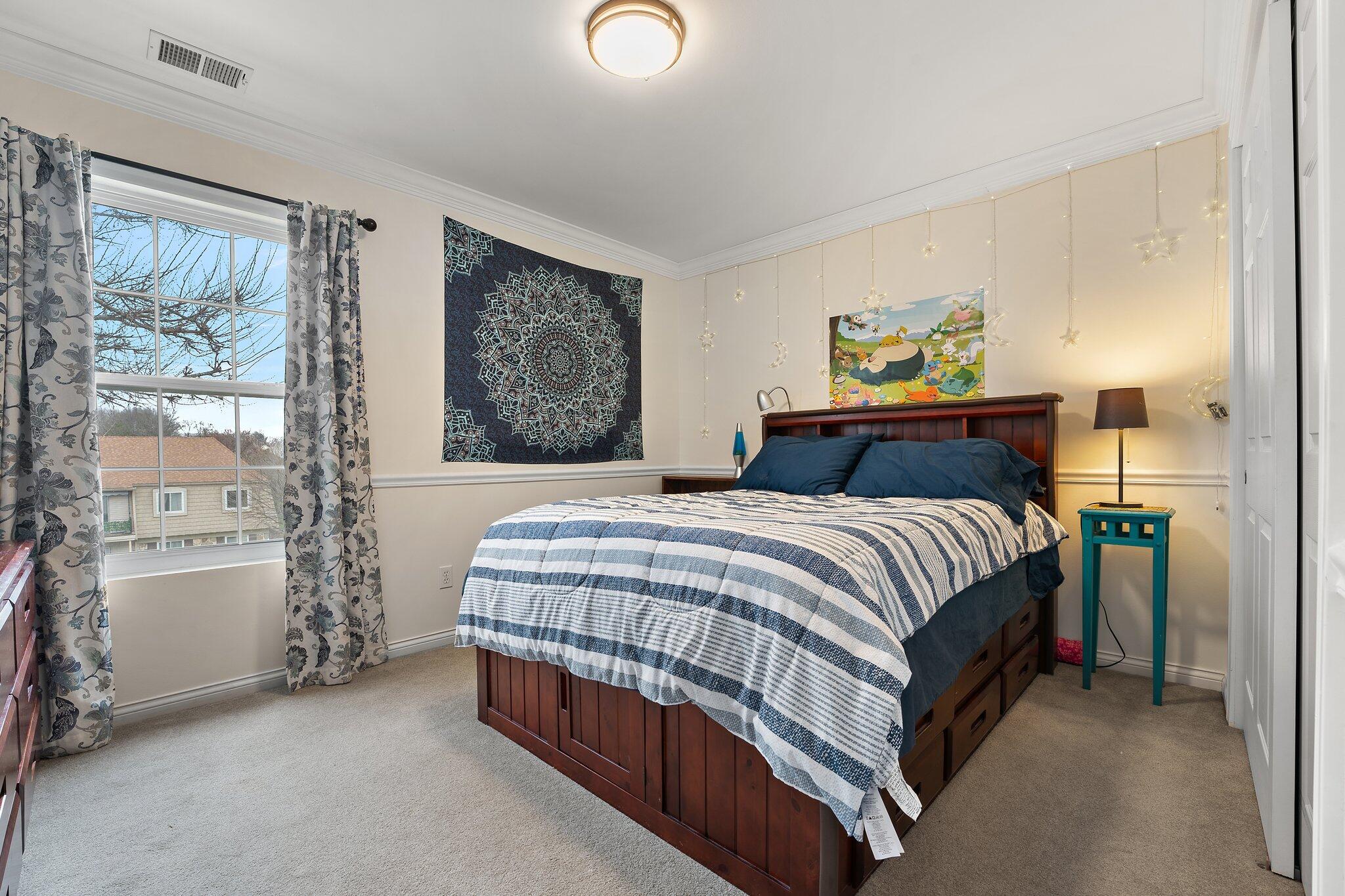 Valparaiso, Indiana 46383, United States, 3 Bedrooms Bedrooms, ,3 BathroomsBathrooms,Residential,Pending,105719