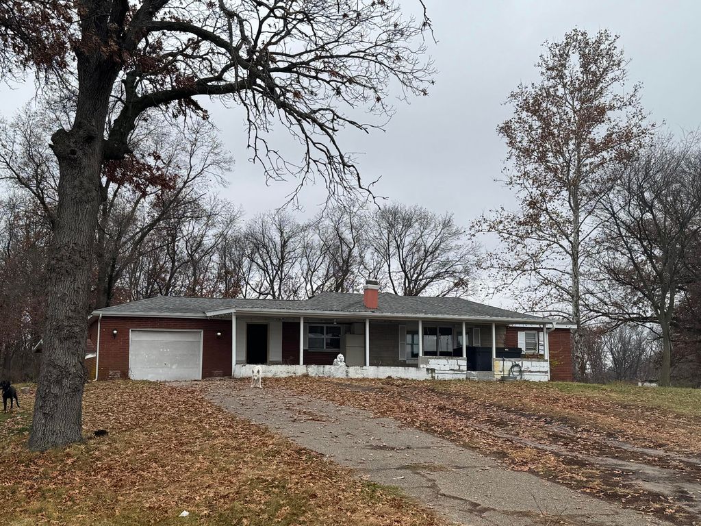 Photo of 1748 E 900 N, Wheatfield, IN 46392 (MLS # 831231)