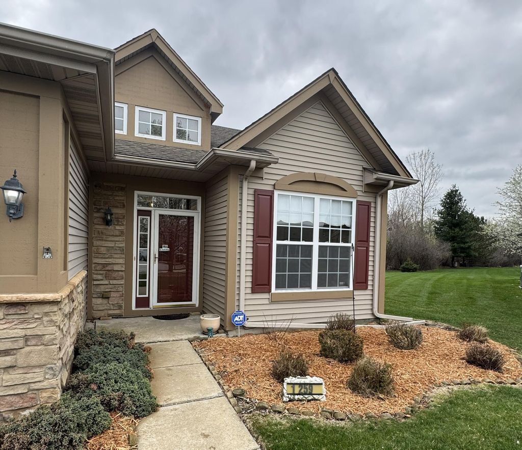 Photo of 1259 Mackinaw Place, Schererville, IN 46375 (MLS # 837129)