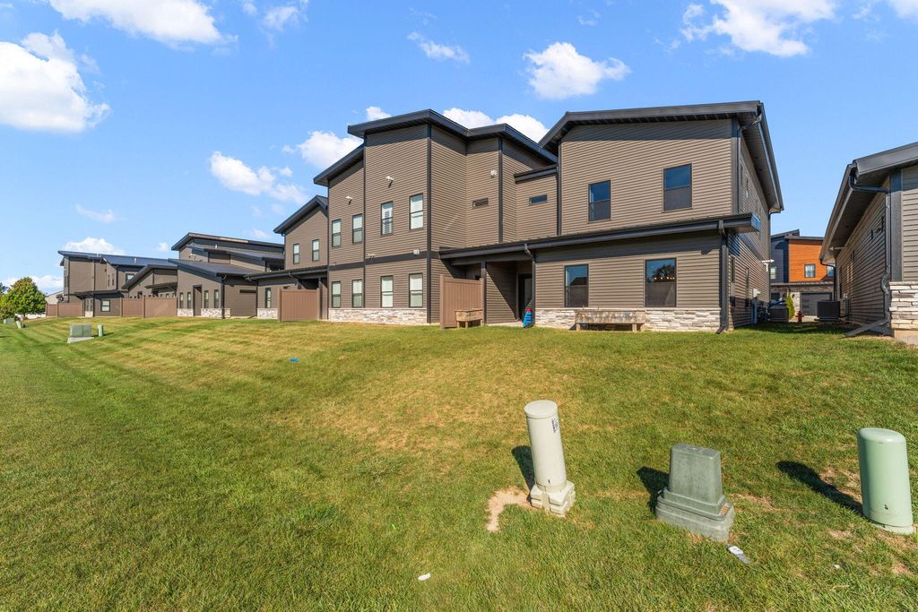 Photo of 283 Nomo Place, Crown Point, IN 46307 (MLS # 837448)