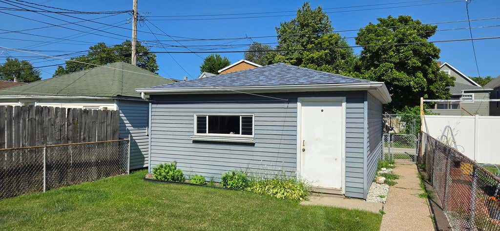 Photo of 1539 Roberts Avenue, Whiting, IN 46394 (MLS # 842900)