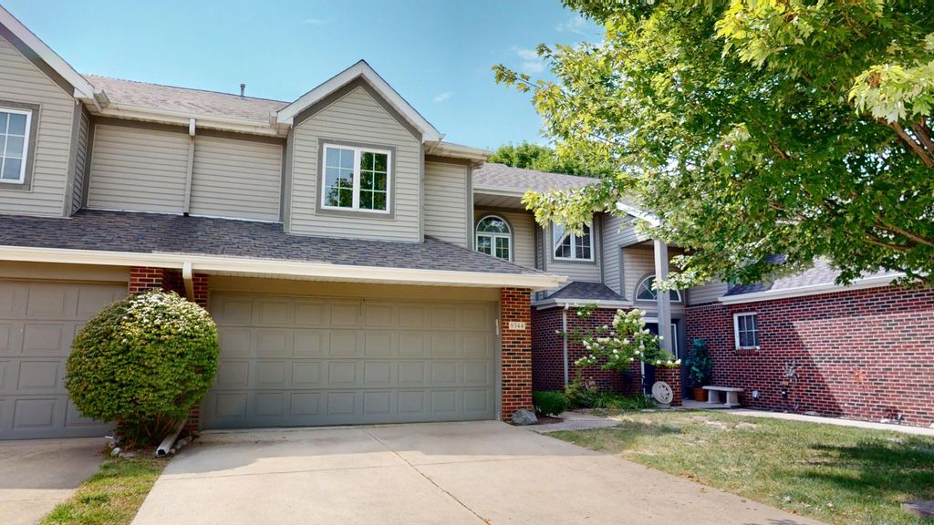 Photo of 9344 Van Buren Street, Crown Point, IN 46307 (MLS # 839169)