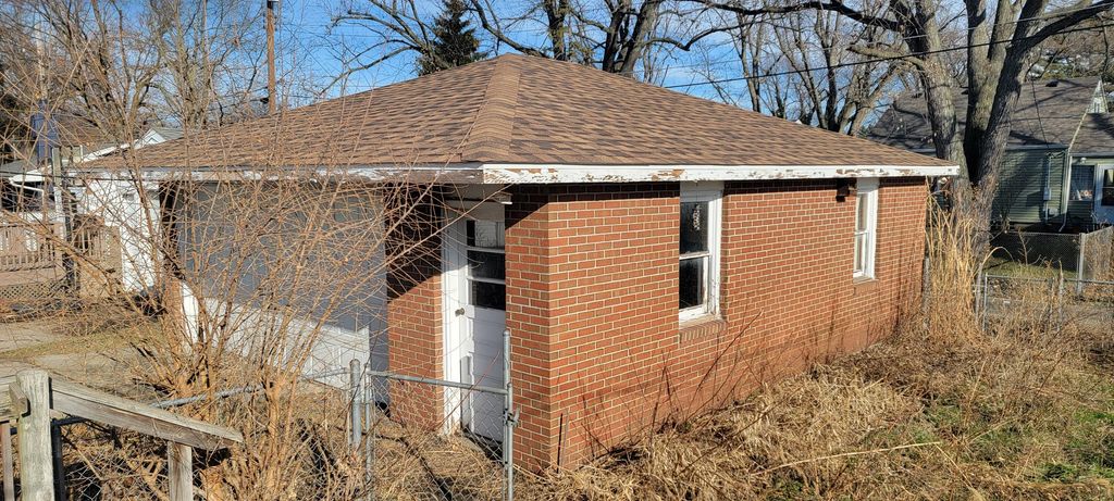 Photo of 1410 Oak Street, Michigan City, IN 46360 (MLS # 832529)