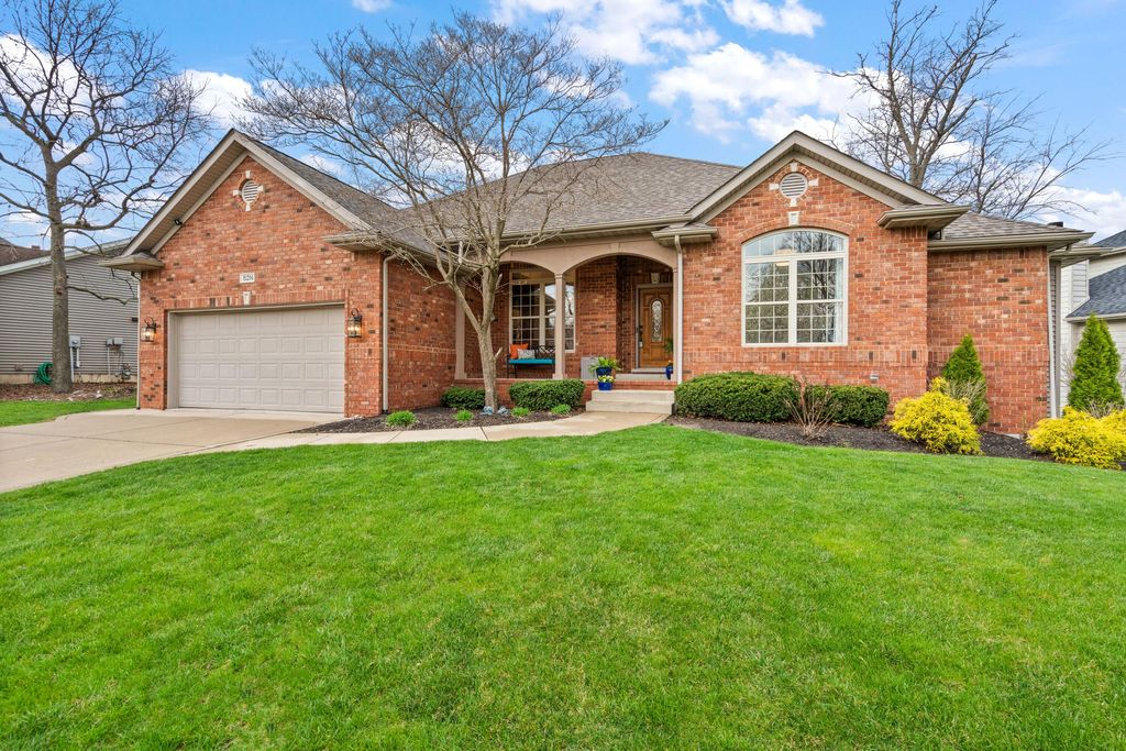 Photo of 82 Scotscraig Drive, Valparaiso, IN 46385 (MLS # 837030)