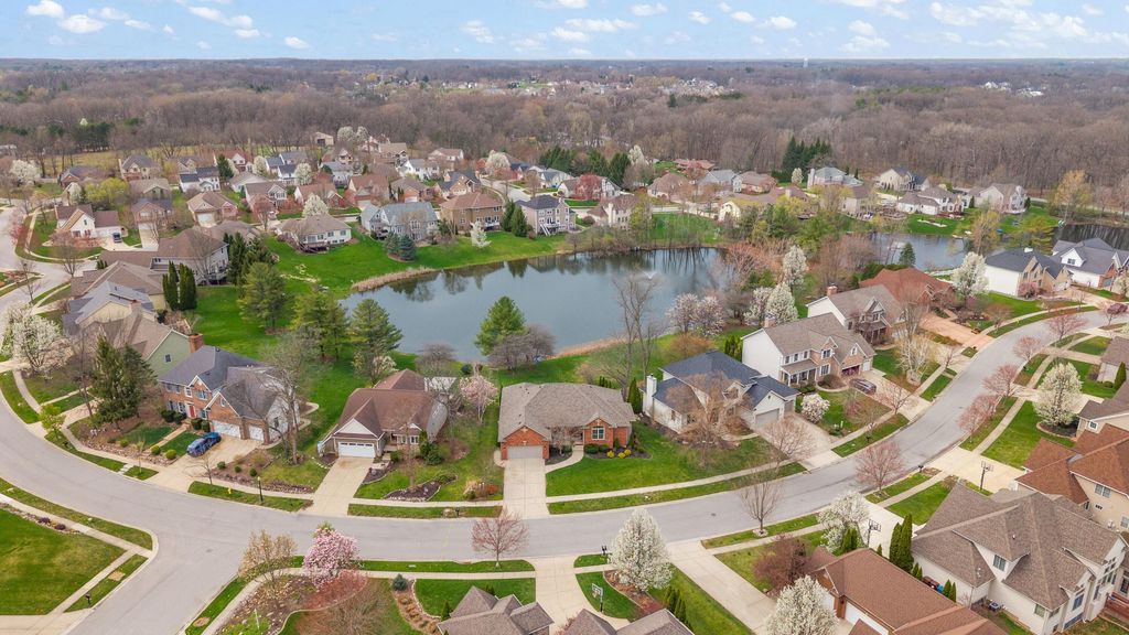 Photo of 82 Scotscraig Drive, Valparaiso, IN 46385 (MLS # 837030)