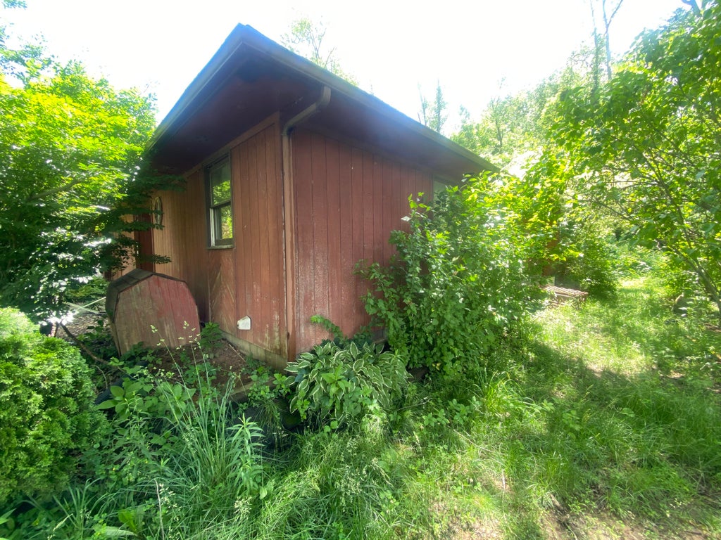 Photo of 80 Tanglewood Trail, Valparaiso, IN 46385 (MLS # 841796)