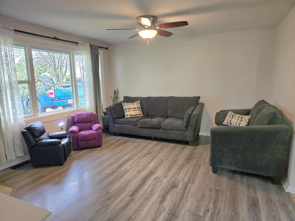 Photo of 415 W 600 N, Valparaiso, IN 46385 (MLS # 837532)