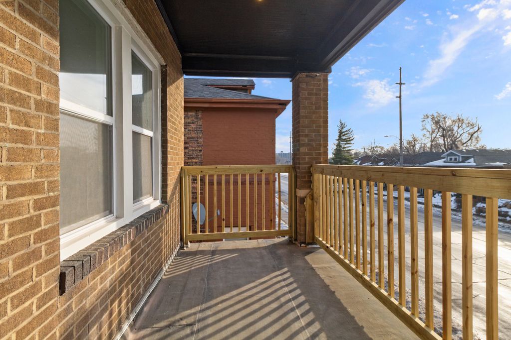 Photo of 830 W 11th Avenue, Gary, IN 46402 (MLS # 832029)