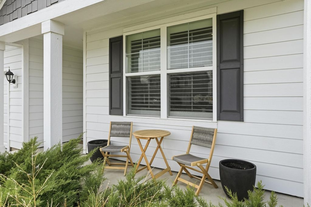 Photo of 10324 Whitney Place, Crown Point, IN 46307 (MLS # 836583)