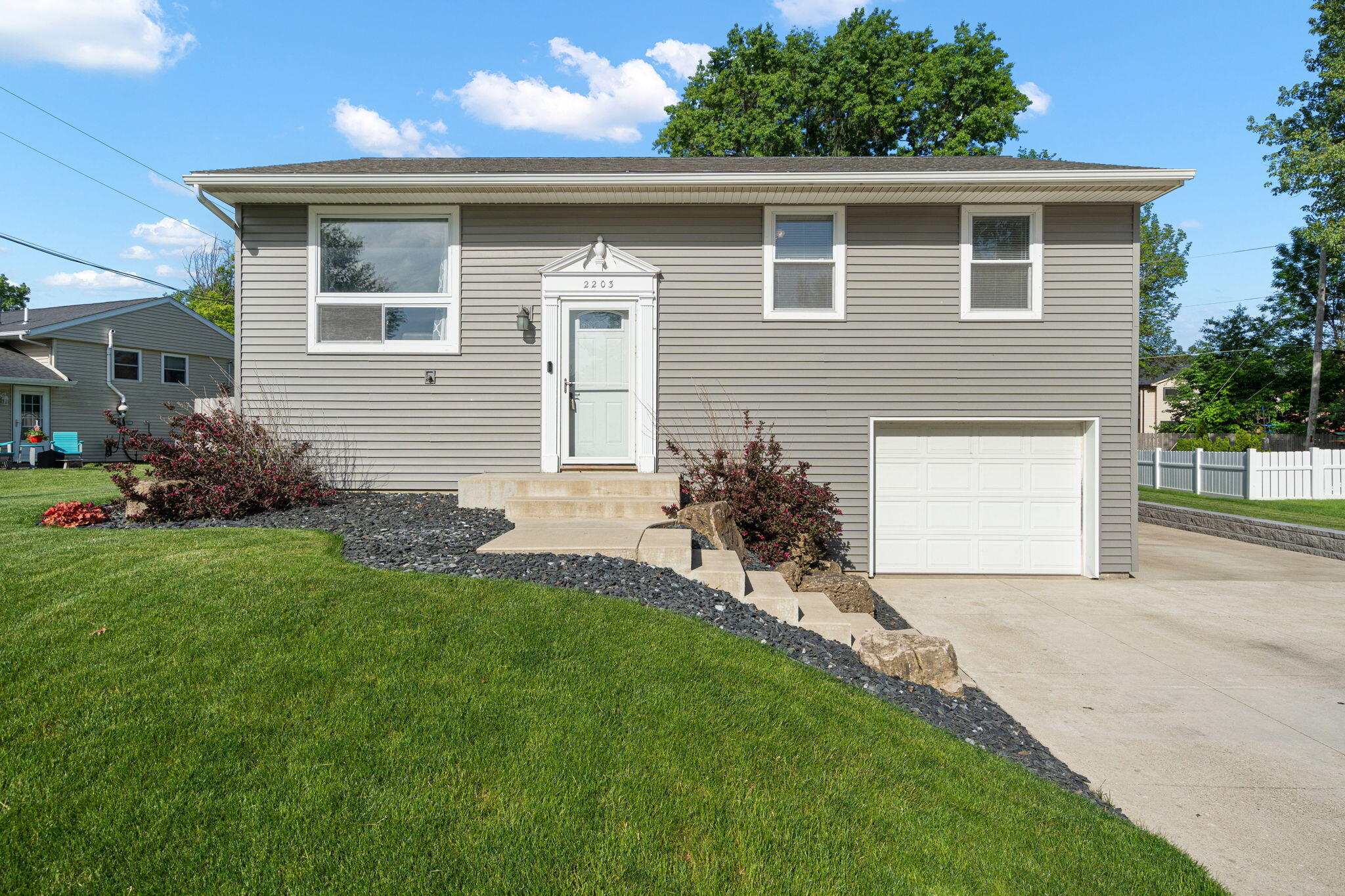 2203 Fernhill Drive