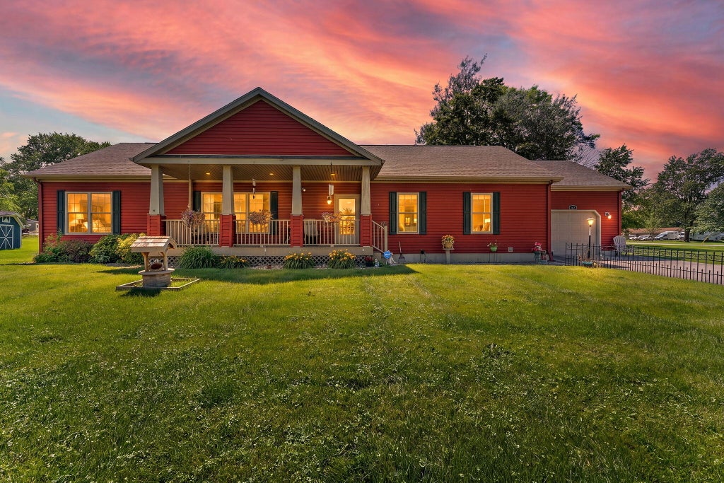 Photo of 6 S Fish Lake Street, Valparaiso, IN 46385 (MLS # 843578)