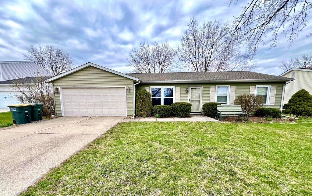 Photo of 2201 Milford Court, Valparaiso, IN 46383 (MLS # 836347)