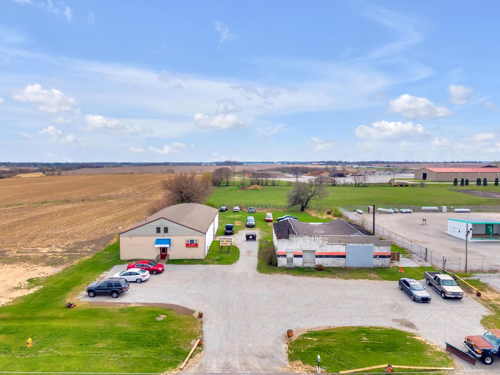 Photo of 10805 W 181st Avenue, Lowell, IN 46356 (MLS # 836906)