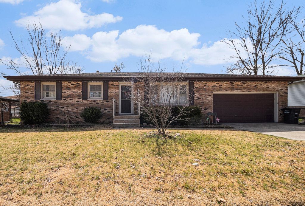 Photo of 6767 Laurel Avenue, Portage, IN 46368 (MLS # 836200)