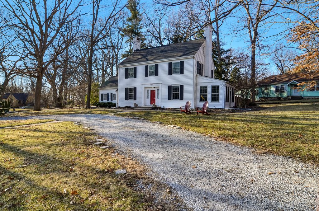 Photo of 552 Ravine Drive, Valparaiso, IN 46385 (MLS # 831620)