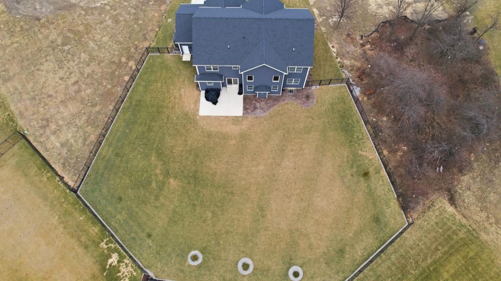 Photo of 11200 Oak Ridge Court, Crown Point, IN 46307 (MLS # 835004)